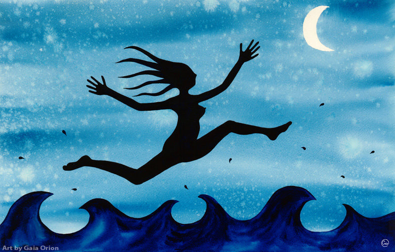 I am Free! Eco Greeting Card showing a silhouette of a joyful woman leaping over ocean waves under a blue sky.
